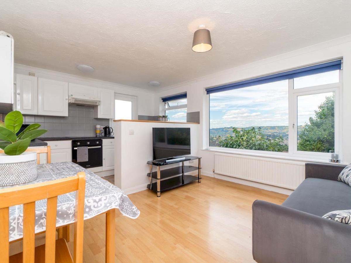 Appartamento Pass The Keys One Bed Flat With Stunning Views And Free Parking Bath Esterno foto